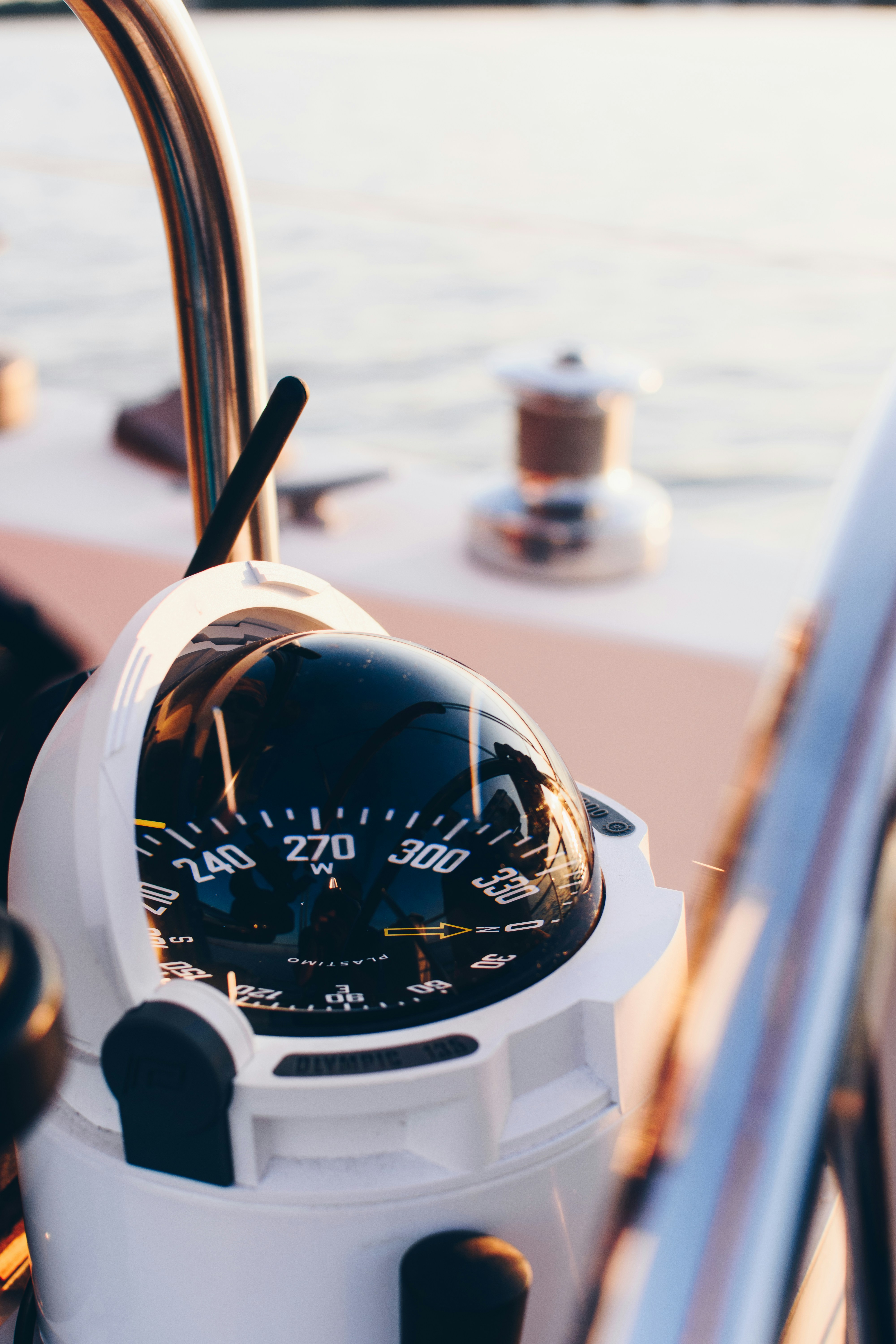 Nautical compass